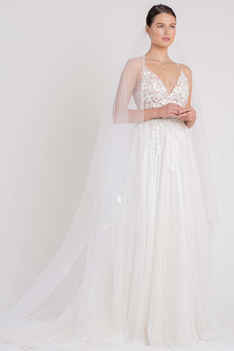 Gabriel Veil by Jenny Yoo