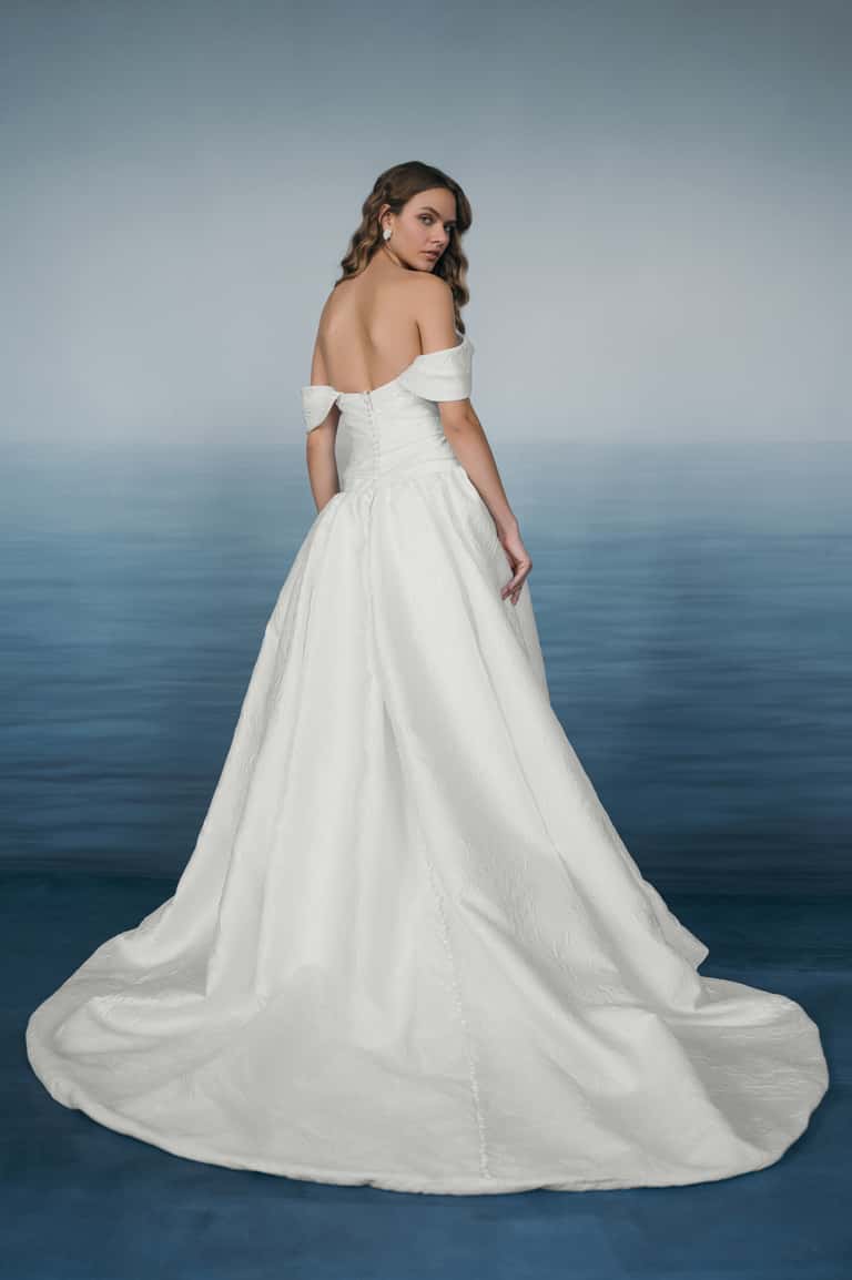 Crawford by Jenny Yoo