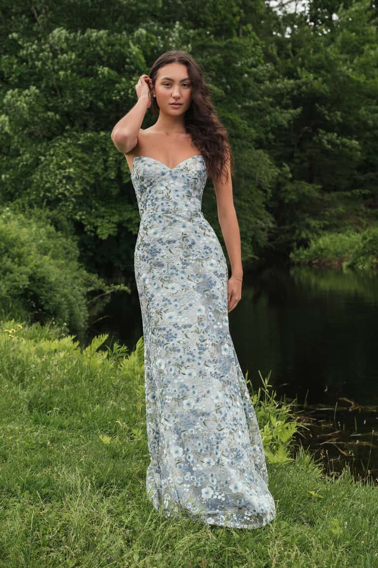 Reina Ophelia Embroidery by Jenny Yoo