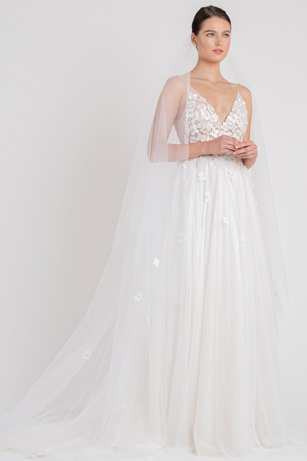 Gabriel Veil by Jenny Yoo