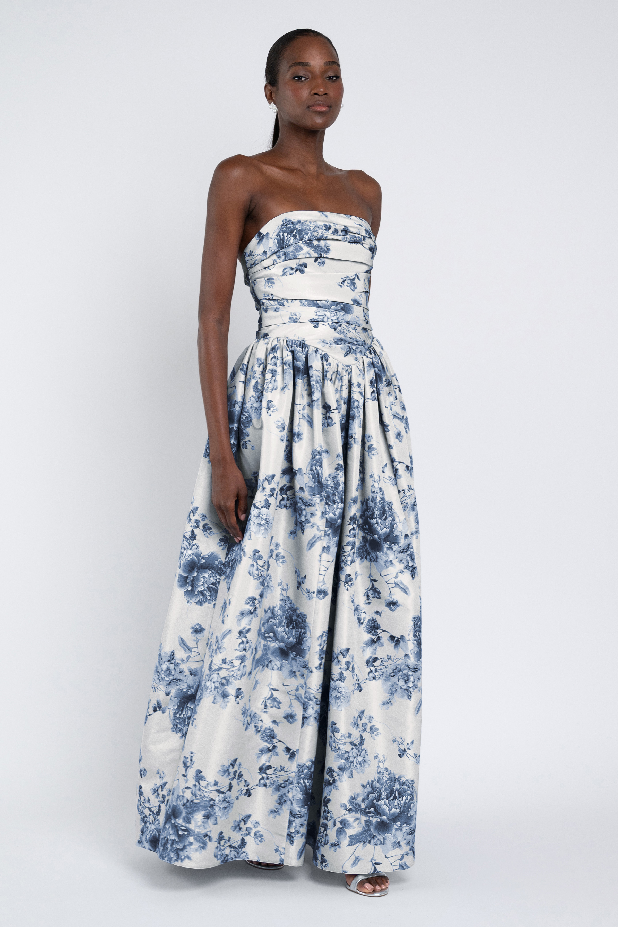 Scarlet Print by Jenny Yoo