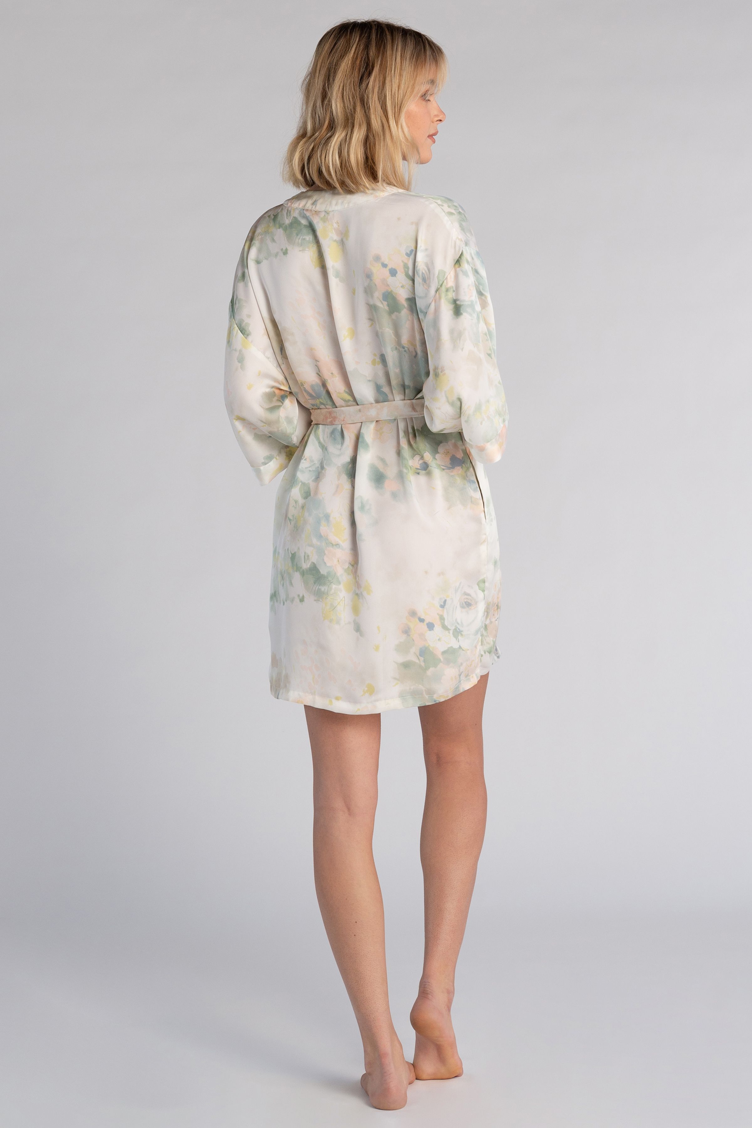 Isabella Robe by Jenny Yoo