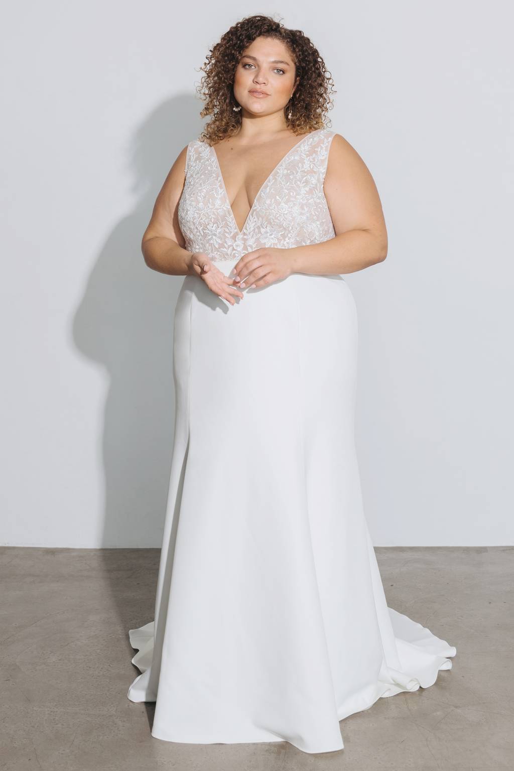 HarlowPlusSize MCL 0694 2400x3600