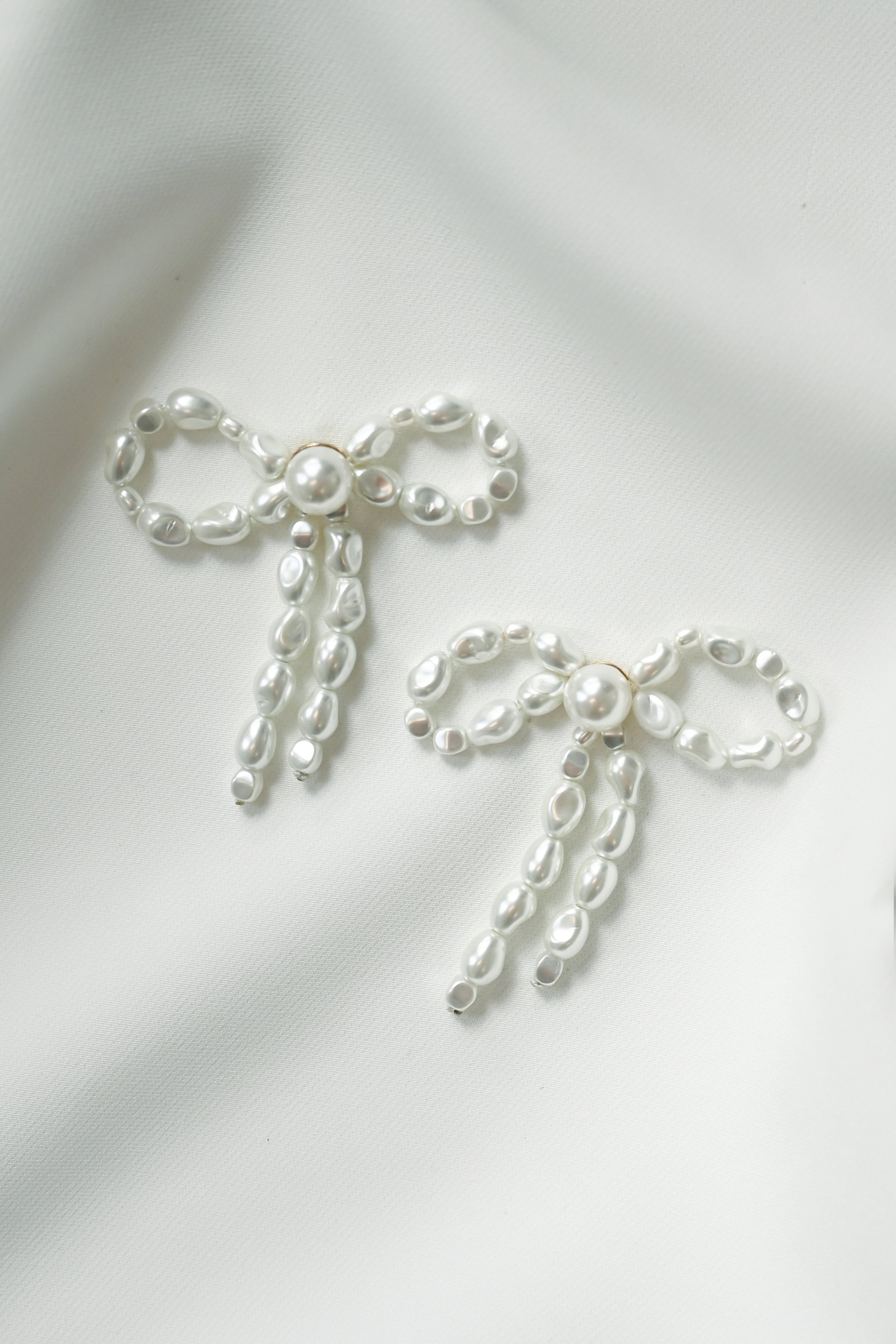 Suki Pearl Bow Earring by Jenny Yoo