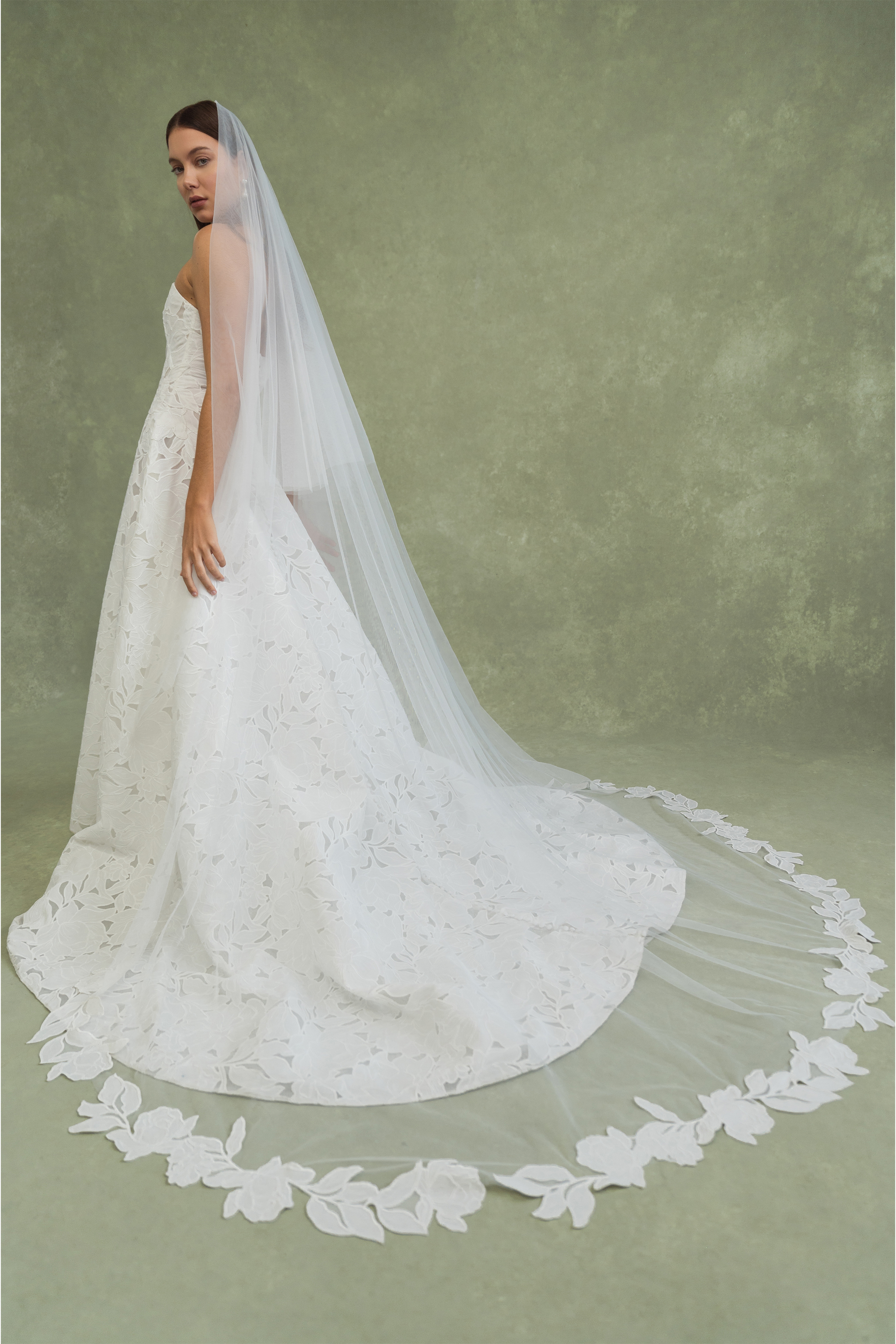 Brody Veil by Jenny Yoo